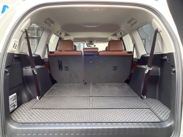 TOYOTA LANDCRUISER PRADO 2022 Image 31