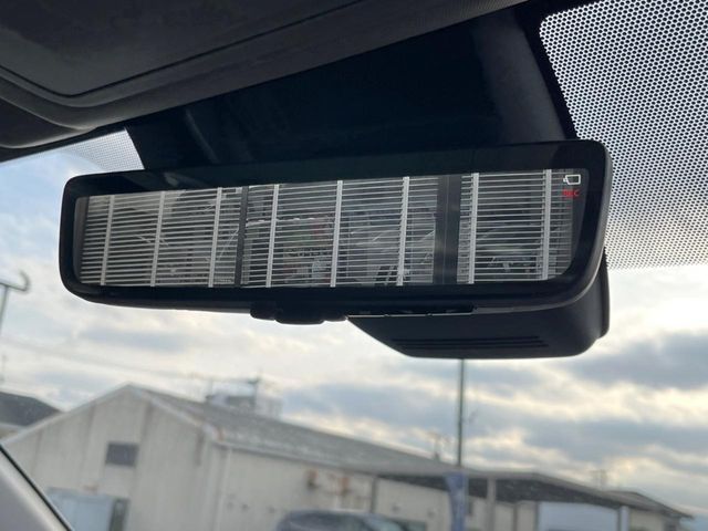 TOYOTA RAV4 HYBRID 4WD 2023 Image 31