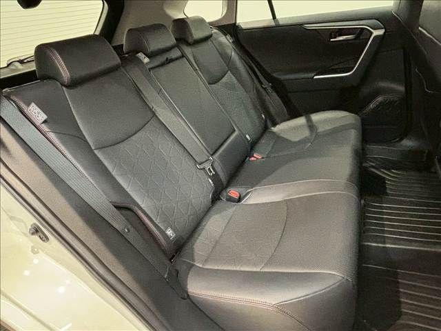 TOYOTA RAV4 4WD 2023 Image 31