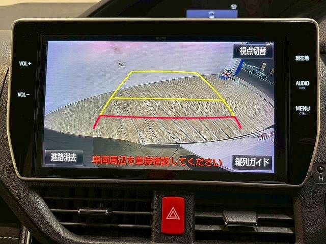 TOYOTA VOXY 2017 Image 31