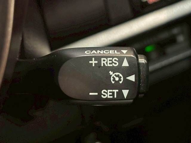 TOYOTA VOXY 2017 Image 31