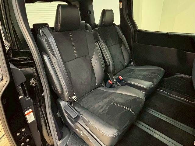 TOYOTA VOXY 2017 Image 31