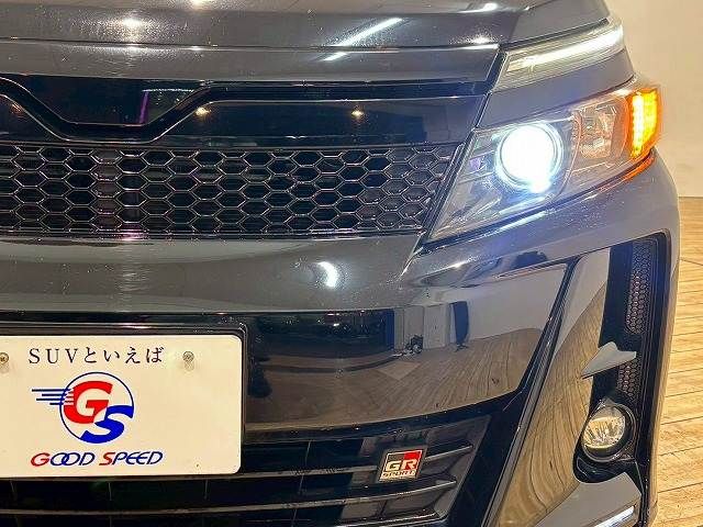 TOYOTA VOXY 2017 Image 31