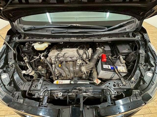 TOYOTA VOXY 2017 Image 31