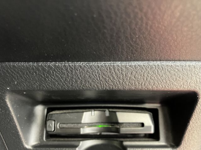 TOYOTA VITZ 2016 Image 31