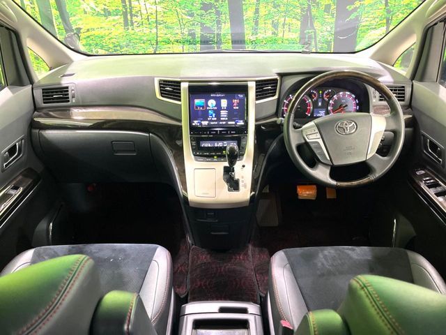 TOYOTA VELLFIRE 2013 Image 31