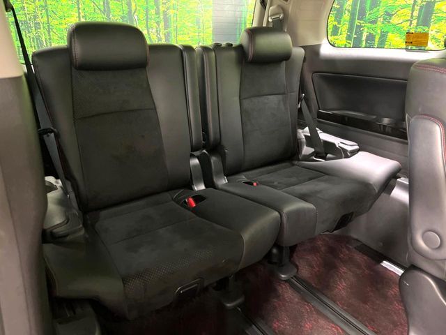 TOYOTA VELLFIRE 2013 Image 31