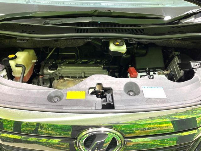 TOYOTA VELLFIRE 2013 Image 31