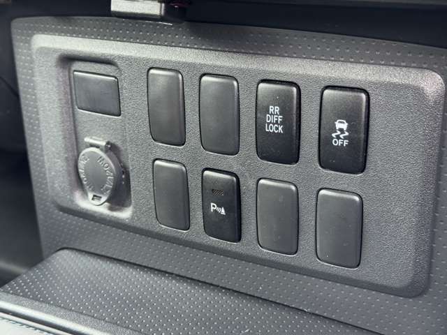 TOYOTA FJ CRUISER 4WD 2011 Image 31