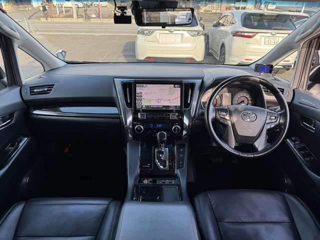 TOYOTA ALPHARD 2018 Image 31
