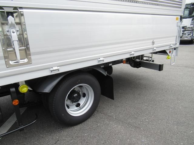 MITSUBISHI FUSOU FIGHTER 2024 Image 31