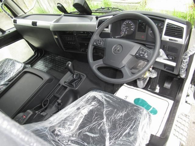 MITSUBISHI FUSOU FIGHTER 2024 Image 31