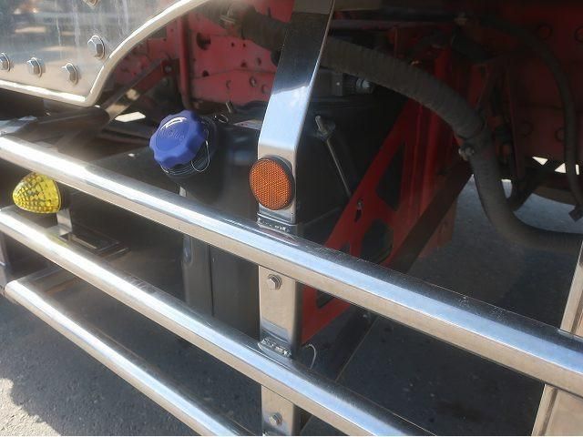 HINO PROFIA 2016 Image 31