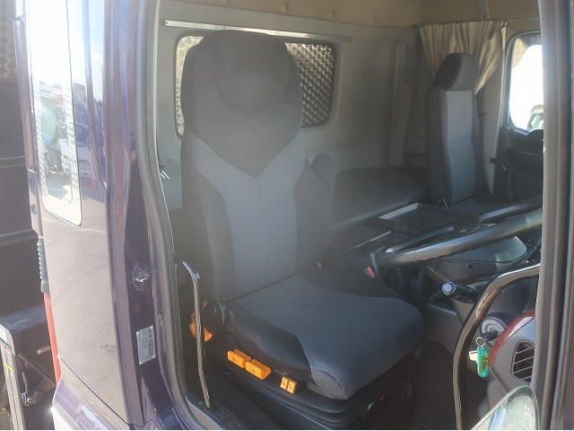 HINO PROFIA 2016 Image 31