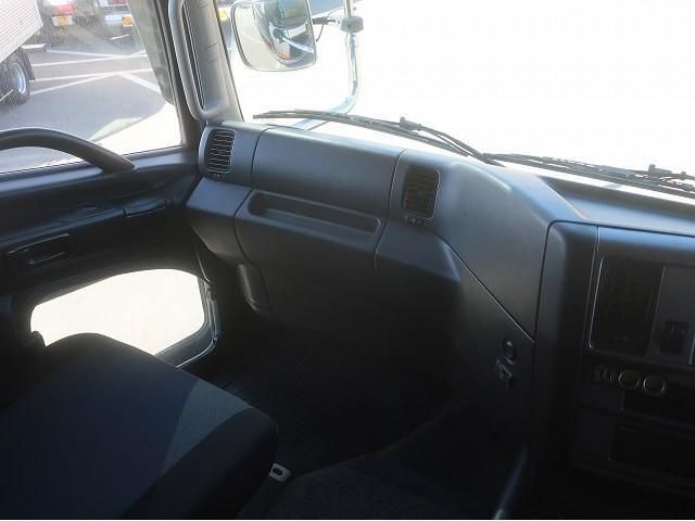 HINO PROFIA 2016 Image 31