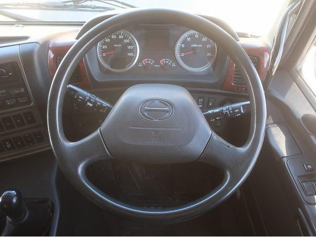 HINO PROFIA 2016 Image 31