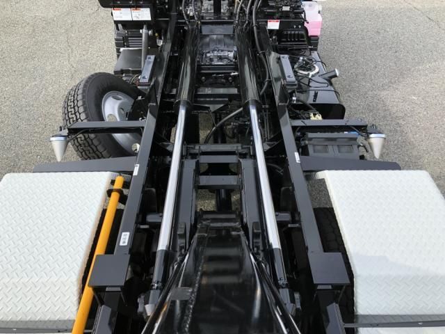 MITSUBISHI CANTER 2025 Image 31