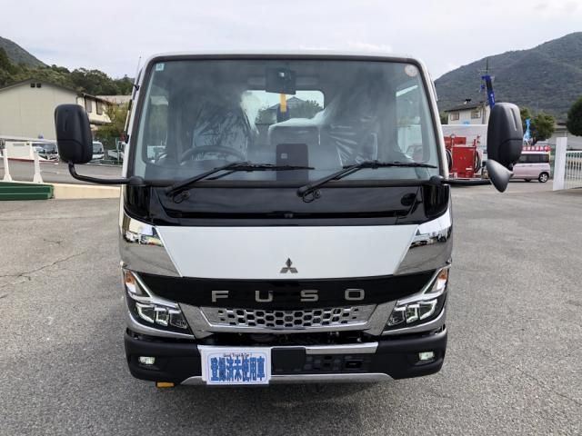 MITSUBISHI CANTER 2025 Image 31
