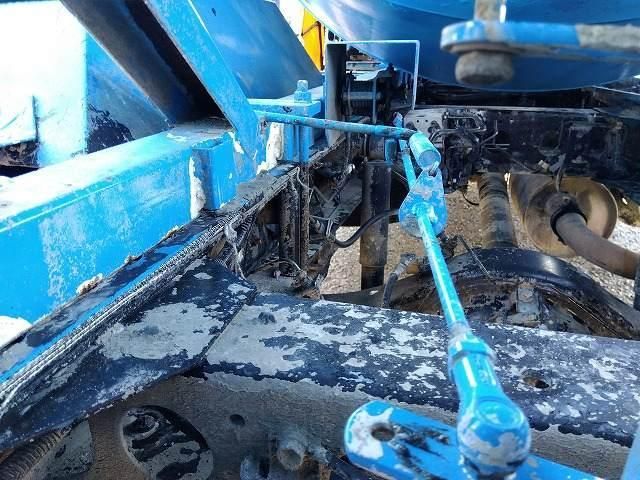 HINO DUTRO 2004 Image 31