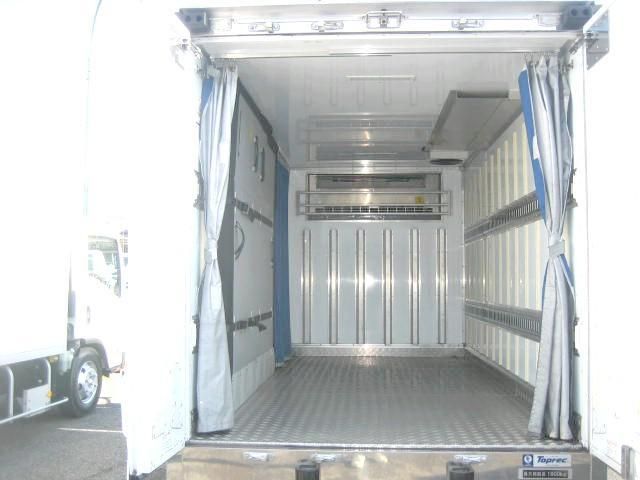 HINO DUTRO 2019 Image 31