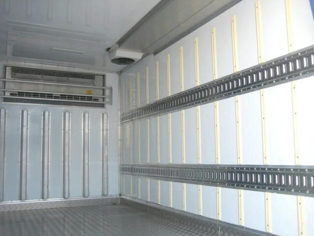 HINO DUTRO 2019 Image 31