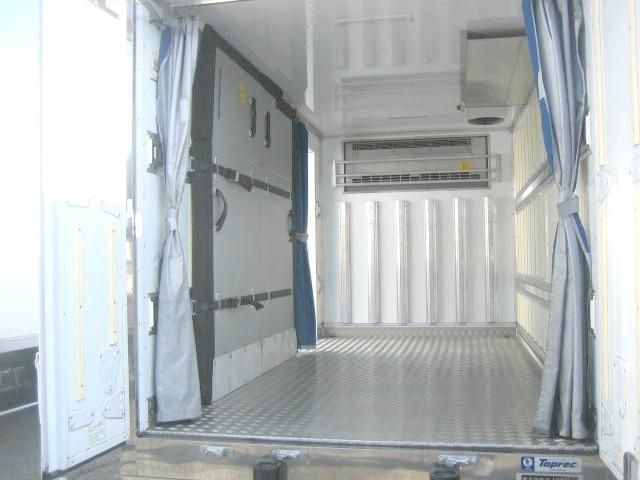 HINO DUTRO 2019 Image 31