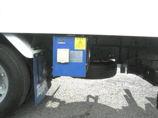 HINO DUTRO 2019 Image 31