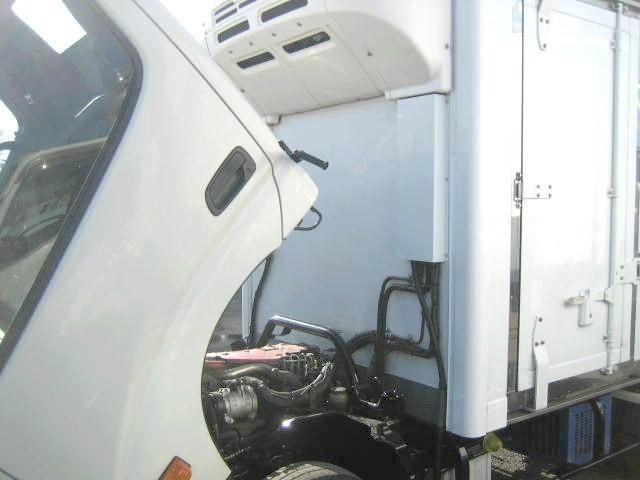 HINO DUTRO 2019 Image 31