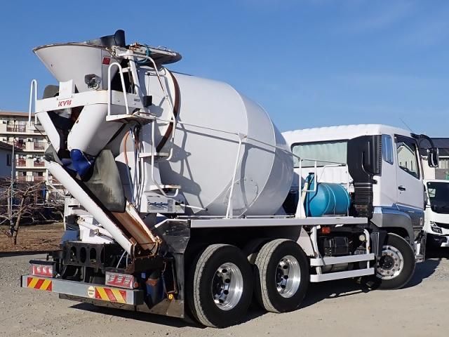 MITSUBISHI FUSOU SUPER GREAT 2015 Image 31