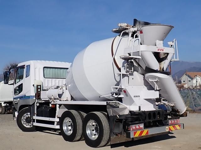 MITSUBISHI FUSOU SUPER GREAT 2015 Image 31