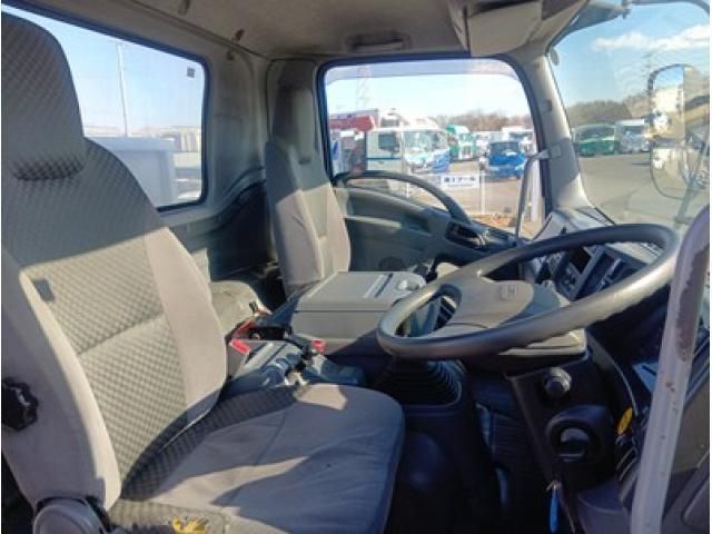 ISUZU FORWARD 2018 Image 31