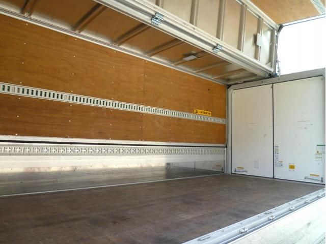 HINO DUTRO 2022 Image 31