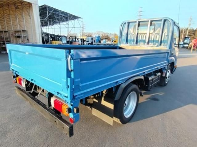 HINO DUTRO 2015 Image 31