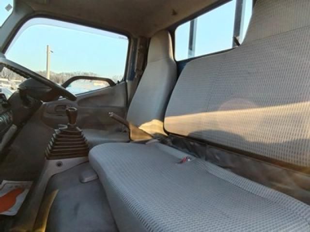 HINO DUTRO 2015 Image 31