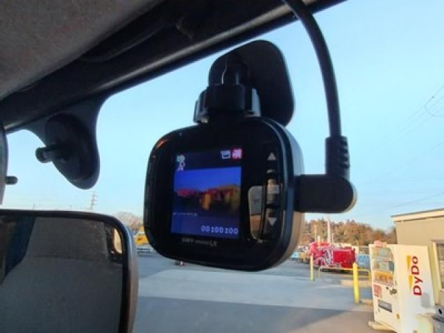 HINO DUTRO 2015 Image 31