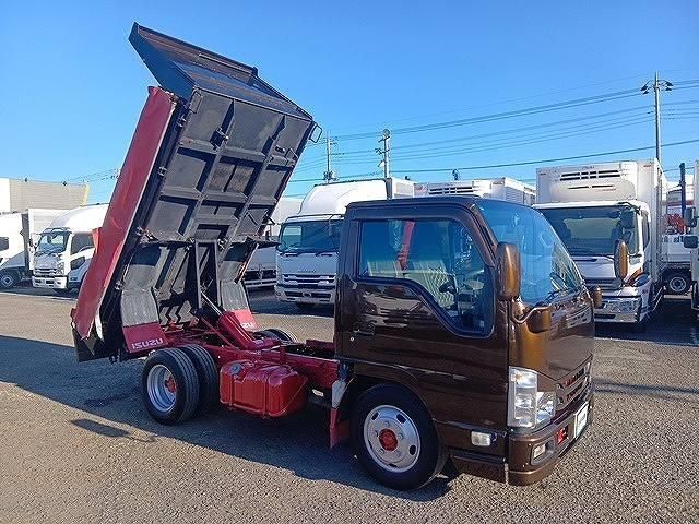 ISUZU ELF 2019 Image 31