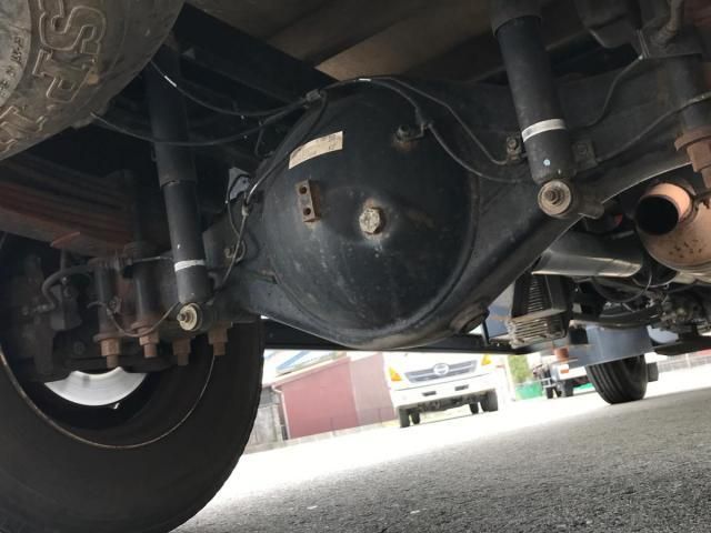 MITSUBISHI CANTER 2018 Image 31