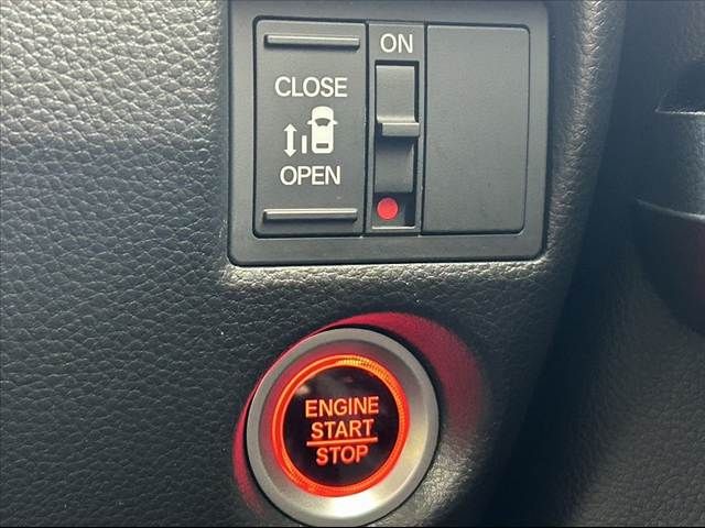 HONDA N BOX CUSTOM 2022 Image 31