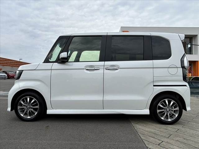 HONDA N BOX CUSTOM 2022 Image 31