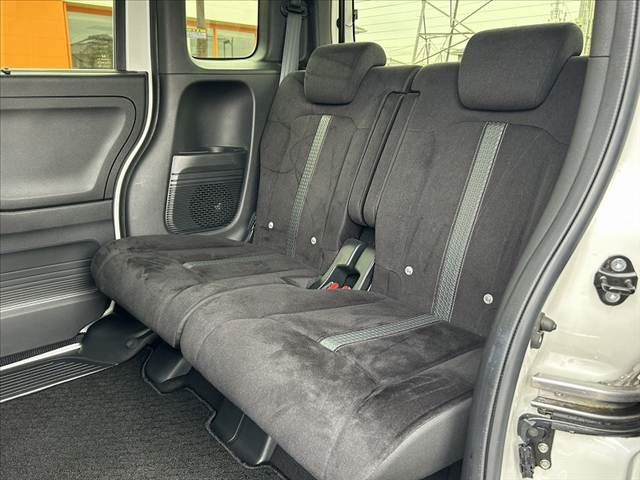 HONDA N BOX CUSTOM 2022 Image 31