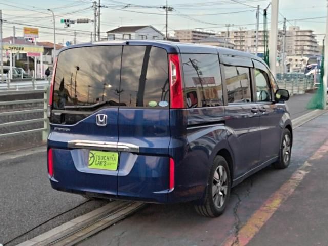 HONDA STEPWAGON 2015 Image 31
