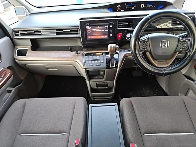 HONDA STEPWAGON 2015 Image 31