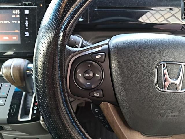 HONDA STEPWAGON 2015 Image 31