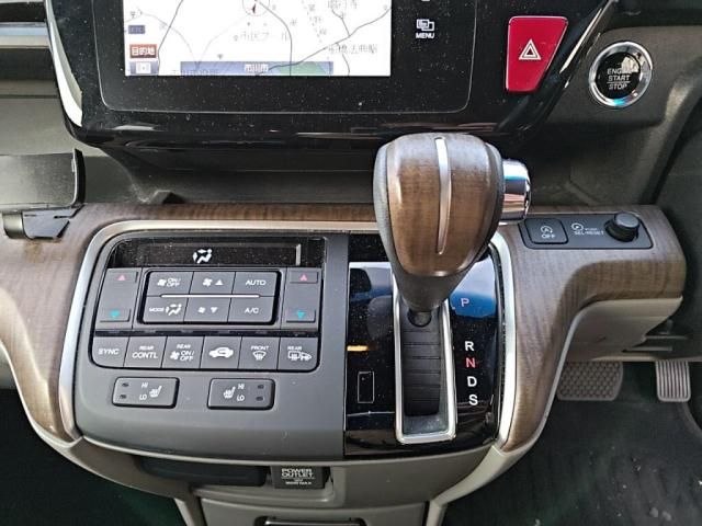 HONDA STEPWAGON 2015 Image 31