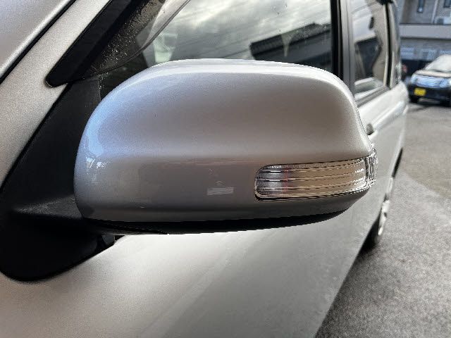 TOYOTA SIENTA 2013 Image 31