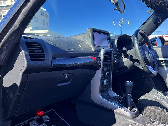 DAIHATSU COPEN 2017 Image 31