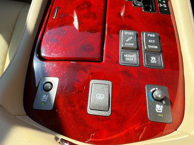 TOYOTA LEXUS LS460 2007 Image 31