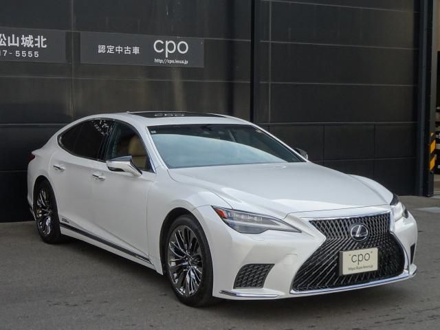 TOYOTA LEXUS LS500H 2022 Image 31