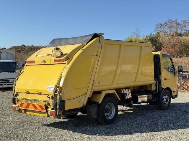 HINO DUTRO 2016 Image 31