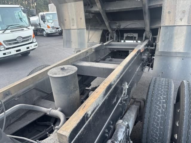 ISUZU GIGA 2016 Image 31